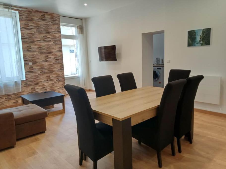 אז'ן Gonnelles Appartement T3 Centre Ville Rdc D מראה חיצוני תמונה